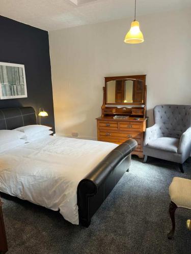 The Old Sorting Office bedroom.